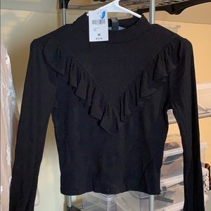 Never worn Forever 21 black shirt
